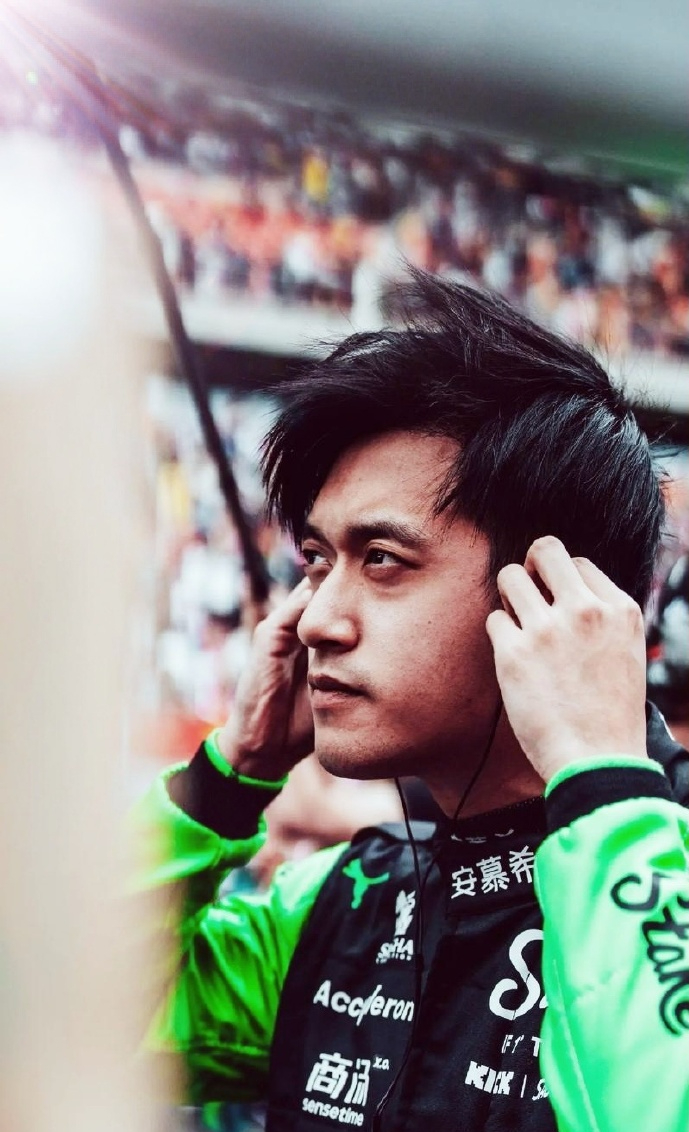 迈凯伦轻取索伯车队,周冠宇状态火热 迈凯伦轻取索伯车队,周冠宇状态火热