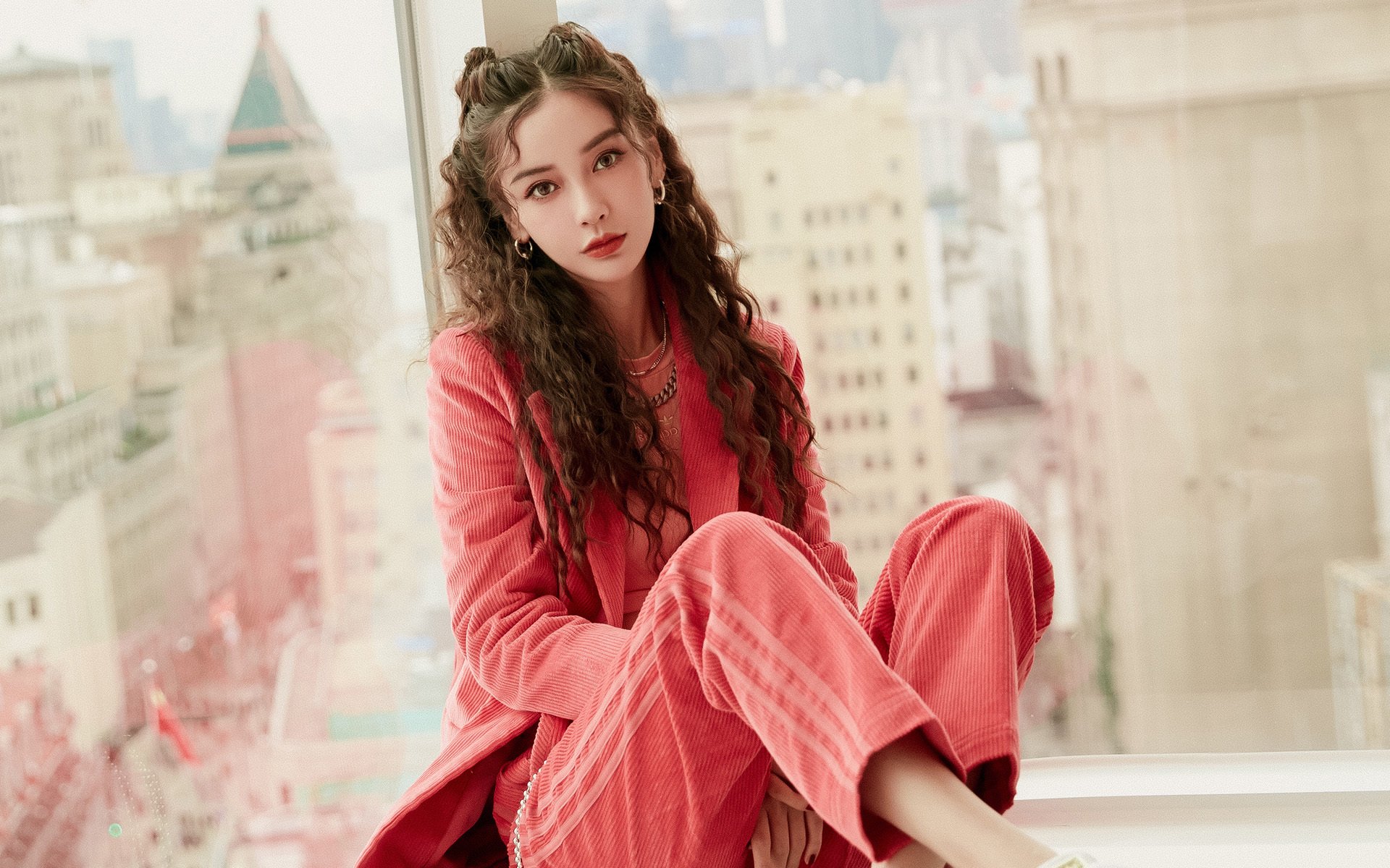 足坛的时空裂痕,切尔西风暴席卷米兰城